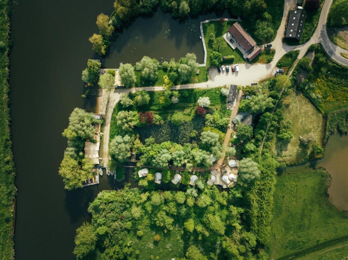 Rostig Hotell Kedichem Eksteriør bilde